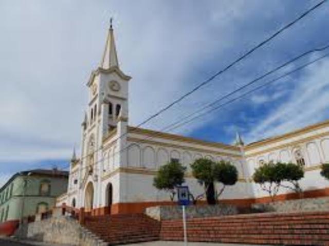 Es bautizado en la Parroquia de Nuestra Señora del Carmen,por el Presbítero Antonio Quintero.