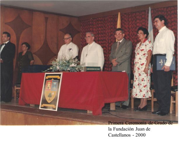 PRIMERA CEREMONIA DE GRADO DE LA JUAN DE CASTELLANOS