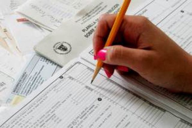 Se inician las reformas del Gobierno Popular