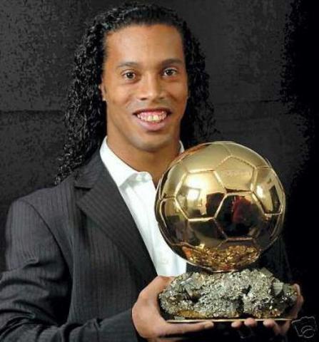 Ronaldo De Asis Moreira (Ronaldinho)