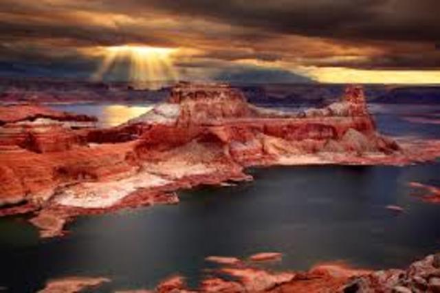 Lake Powell Activity