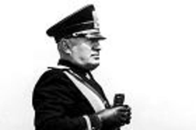 Mussolini Reveloution Black Shirts