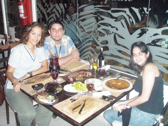 La cena que encendió la chispa