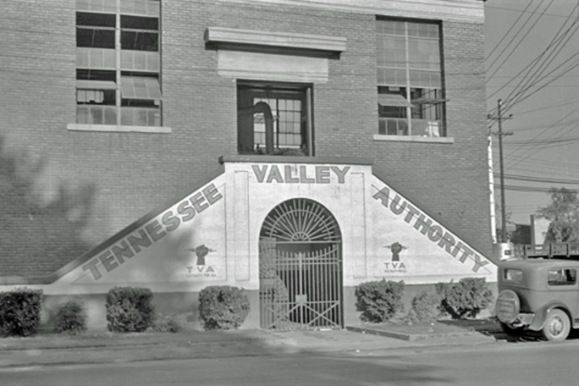 Tennessee Valley Authority (TVA) by Hailey Hammond, Gabby Harber, Shellee Lynch