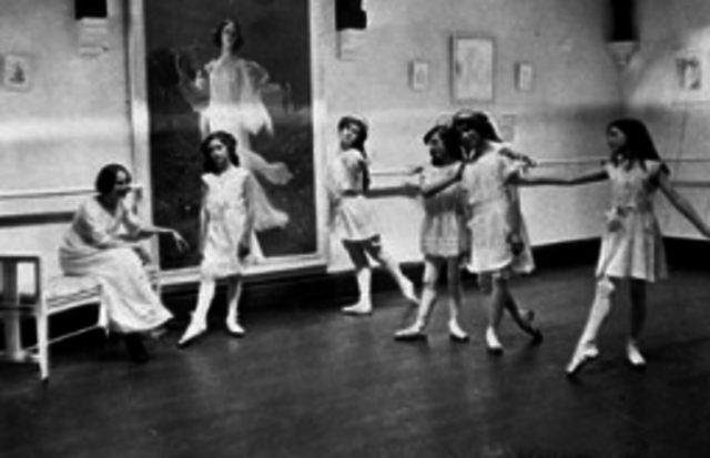 Buys Ivy House in Golders Green, North London