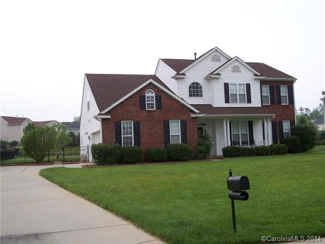 Se mudó a Weddington