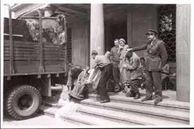 monuments, fine arts and archives program