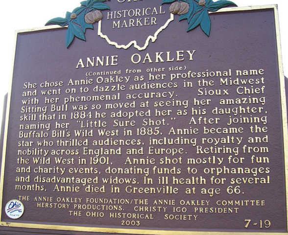 Annie took the stage name "Annie Oakley"