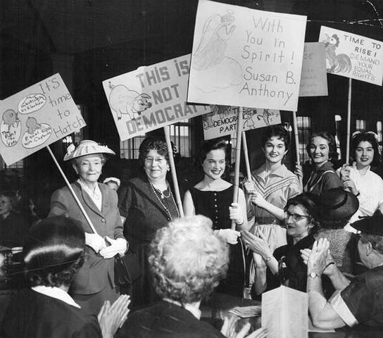 Proclamación Dia de la mujer