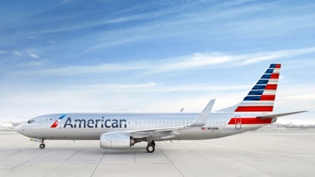 Tripulacion femenina American Airlines