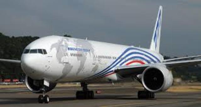 Primer avión de fuselaje ancho