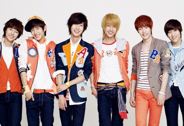 Boyfriend Debut
