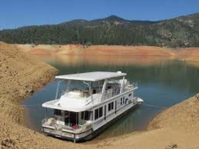 Shasta House Boat Trip