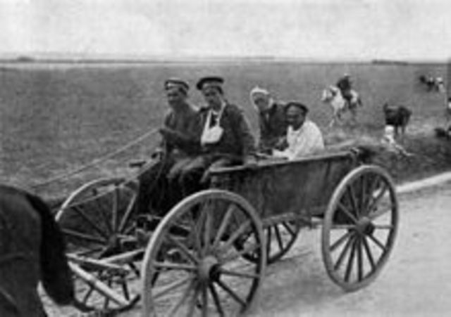 february revolution tsar abdicates