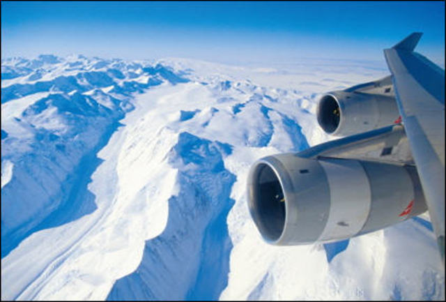 First flight over the South Pole