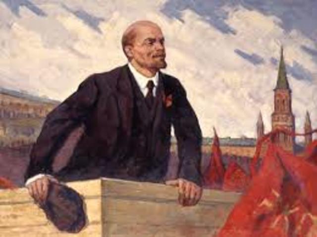 Lenin Dies