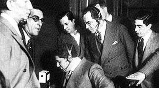 PRIMERA TRANSMICIÓN RADIAL DEL MUNDO