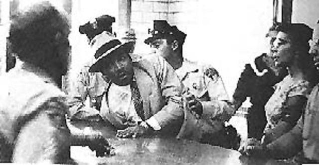 Southern Manifesto urges resistance to desegregation efforts