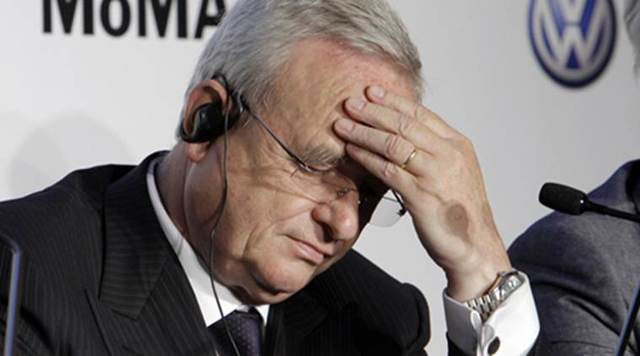 Martin Winterkorn resigns.
