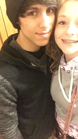 Yo comencé salir con Deion Tovar