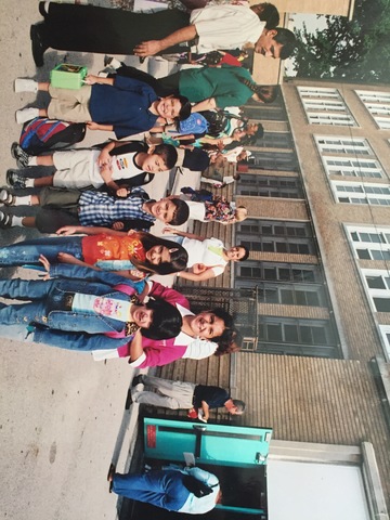 Un École Primaire (Timespan Picture)