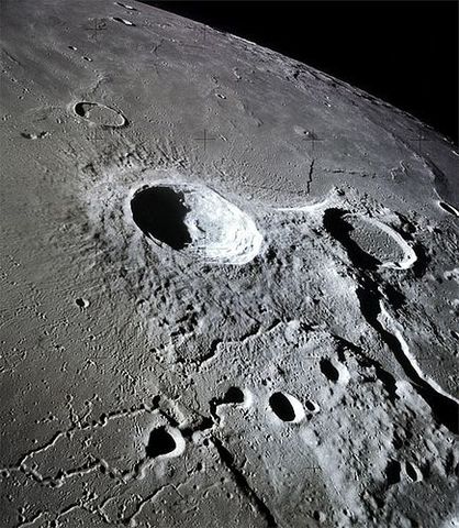 Apollo 11 Mission - land on the Moon