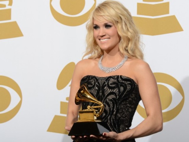 Carrie Underwood won a grammy!