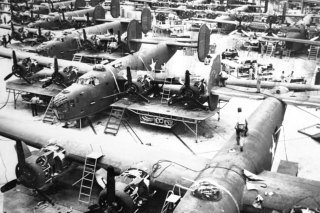 Ford se opone nuevamente a la Guerra