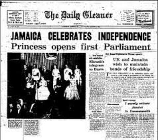 Jamaica gains indepedence from British Commonwealth