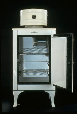 first refrigerator company