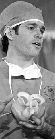 Jarik-7 arrtificial heat made by American scientist Robert Jarvik