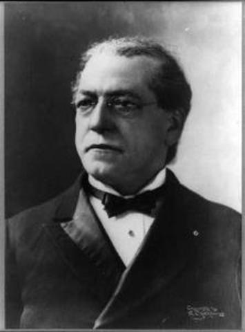 Samuel Gompers becomes leader of American Federation of Labor