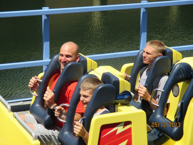 trip to disneyland with family