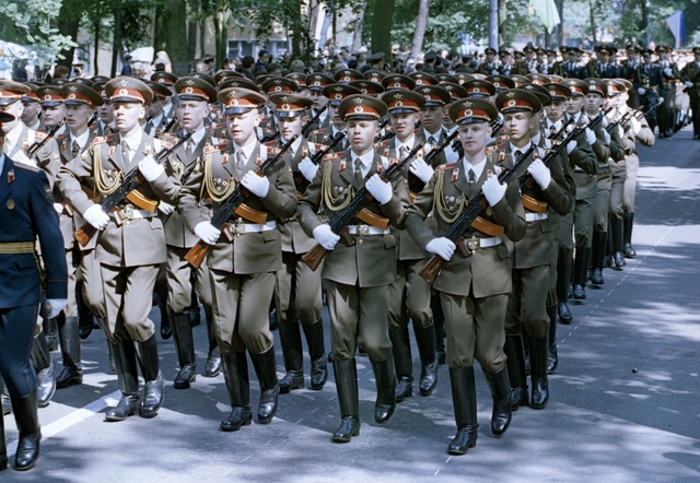 Russian and Allied troops finally leave Berlin.