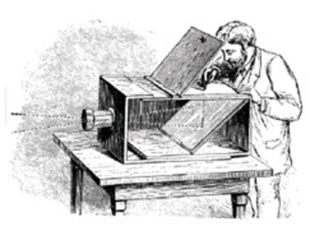 A CÂMARA ESCURA - III