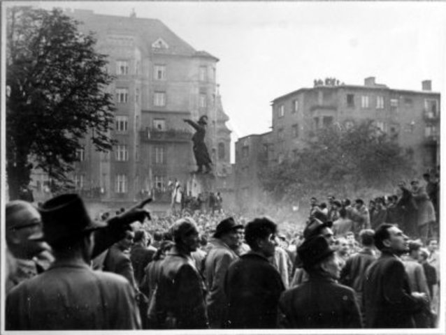 A forradalom kitörése