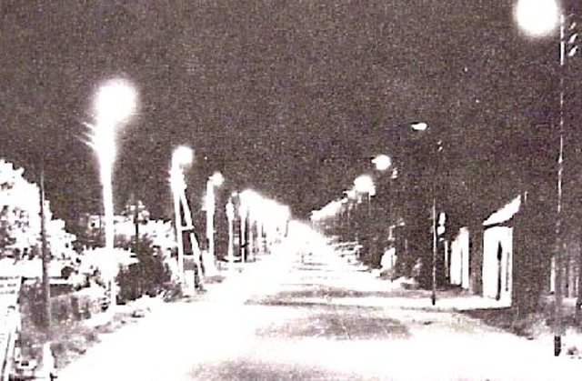 ILUMINACIÓN ELÉCTRICA Y OTRAS APLICACIONES DE LA ELECTRICIDAD