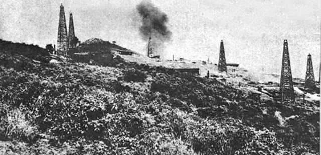 NACIMIENTO DE LA INDUSTRIA PETROLERA