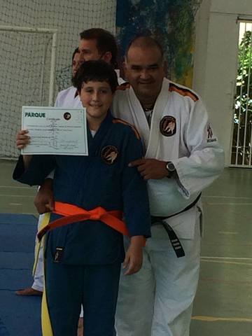 cerimônia de troca de faixa no judô 2014