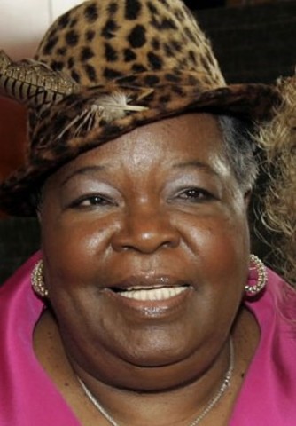 Moving with her Mother