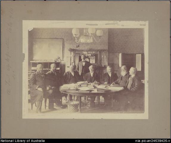 a special preimier's conference agrees to hold a new federation convention