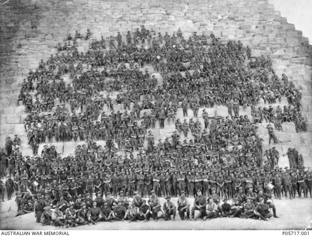 Australian soldiers land in Egypt