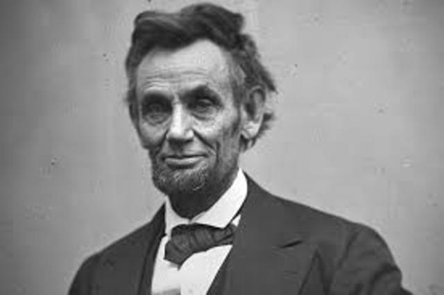 Lincoln supports the banning of slavery
