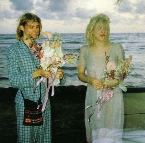 Kurt and Courtney marry