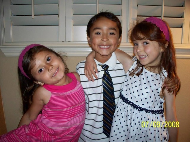 Fui a Disney y a visitar a mis primos.