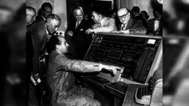 La computadora para beneficios de la segunda guerra mundial