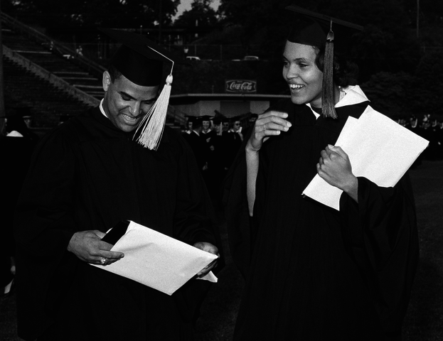 Hamilton Holmes and Charlayne Hunter to UGA