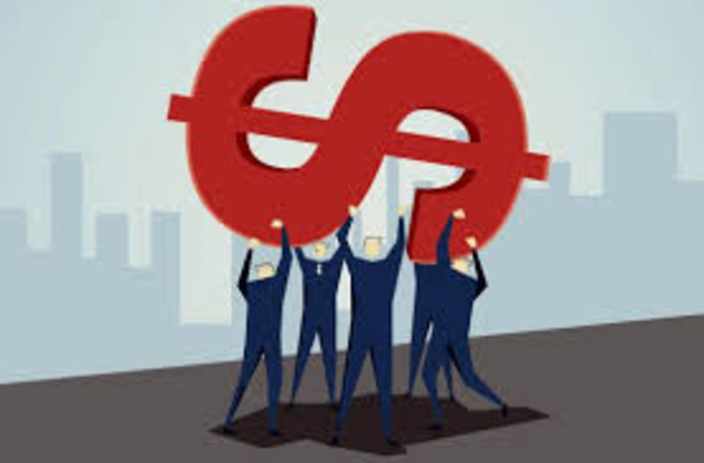 Bajo crecimiento, caen exportaciones petroleras, sube deuda externa e interna y dólar