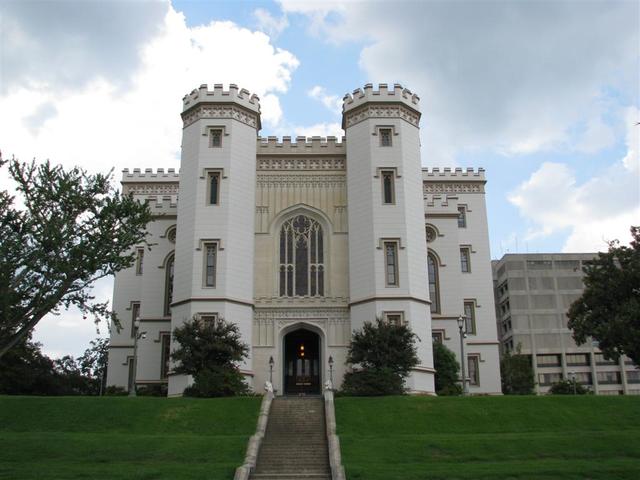 Old Louisiana State Capitol, Louisiana. "United States. National Park Service. "Old Louisiana State Capitol". (1847).
