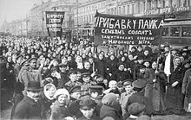 February Revolution Begins